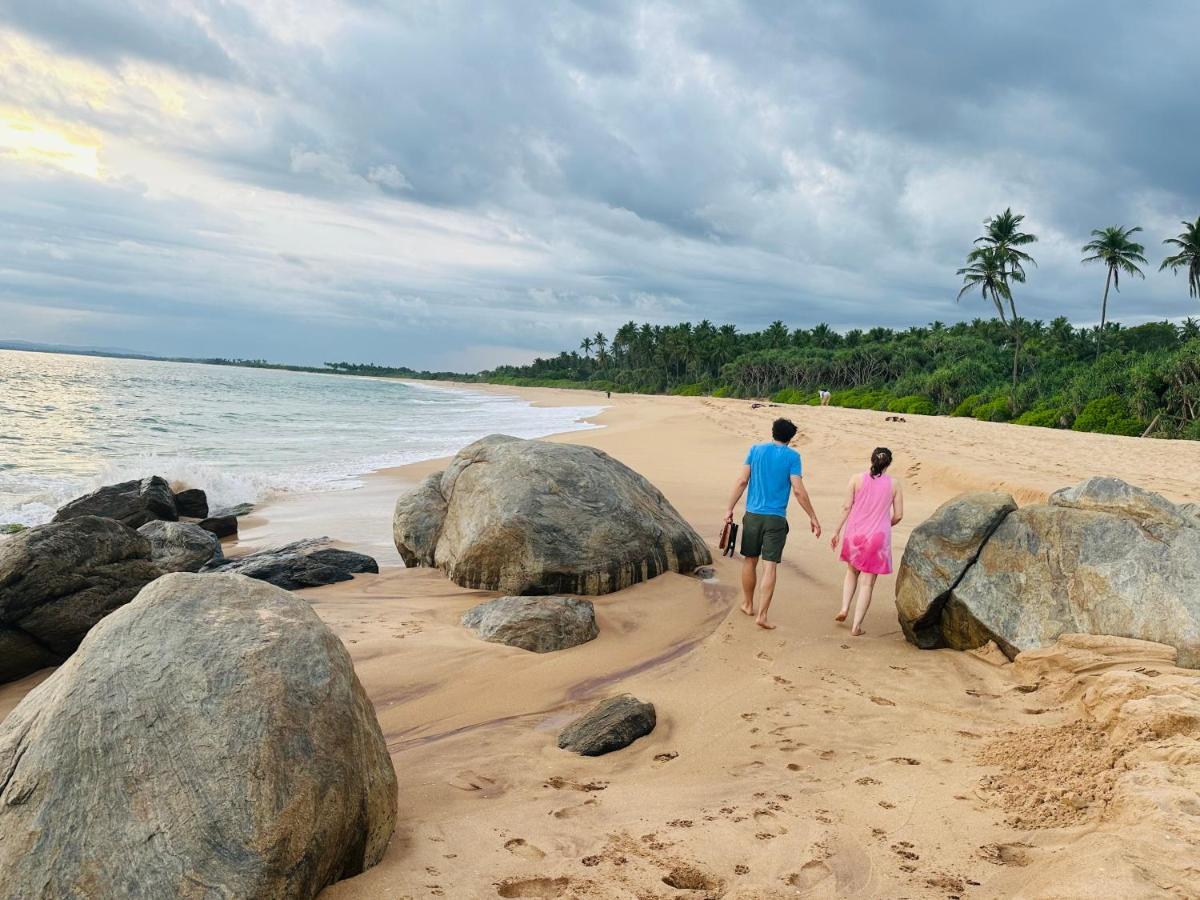 Shine Wave Turtle Beach Tangalle Eksteriør billede